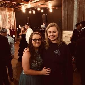 Meet your Posher, Ava